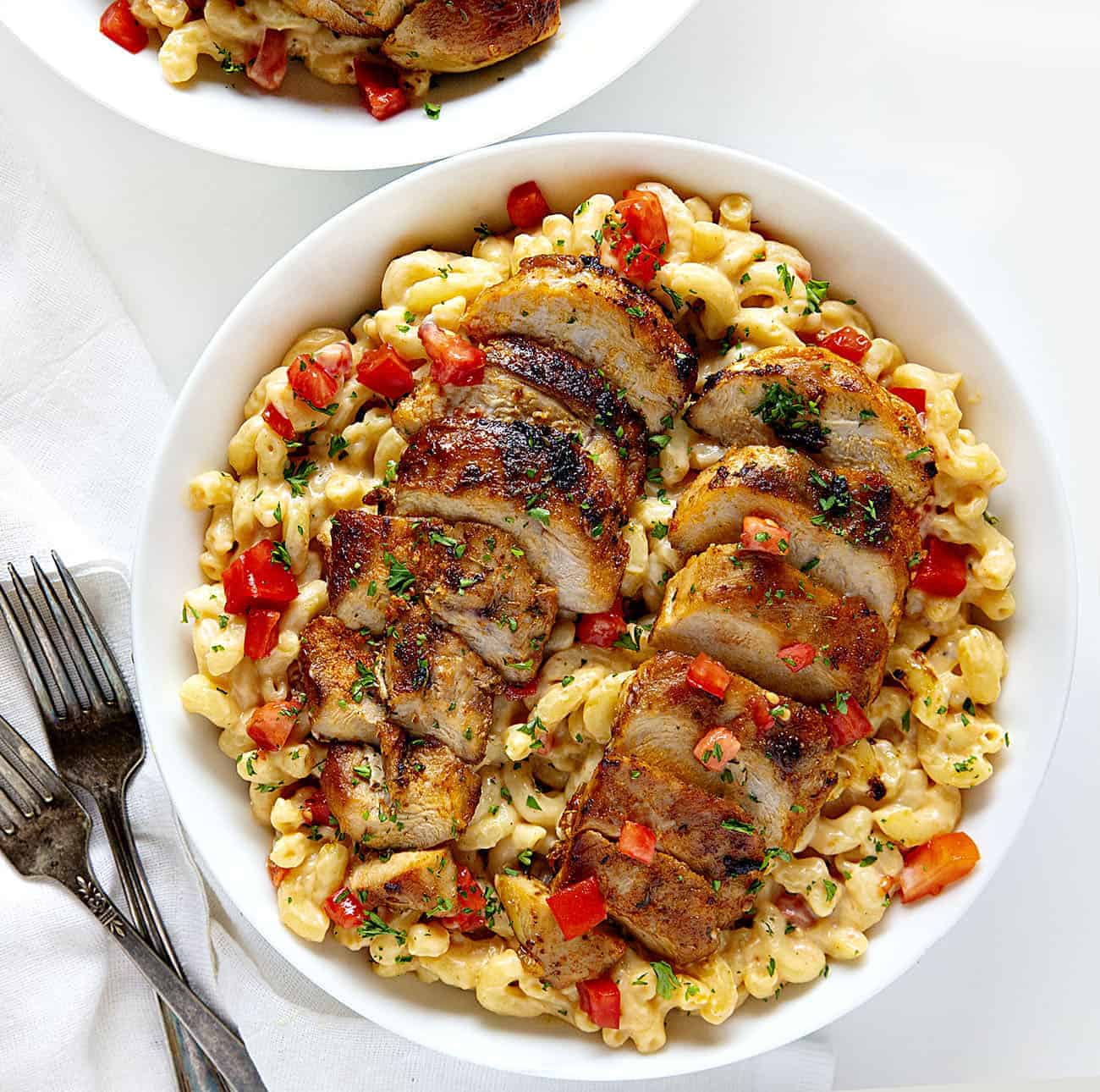 Overhead image of Cajun Chicken Macaroni and Cheese