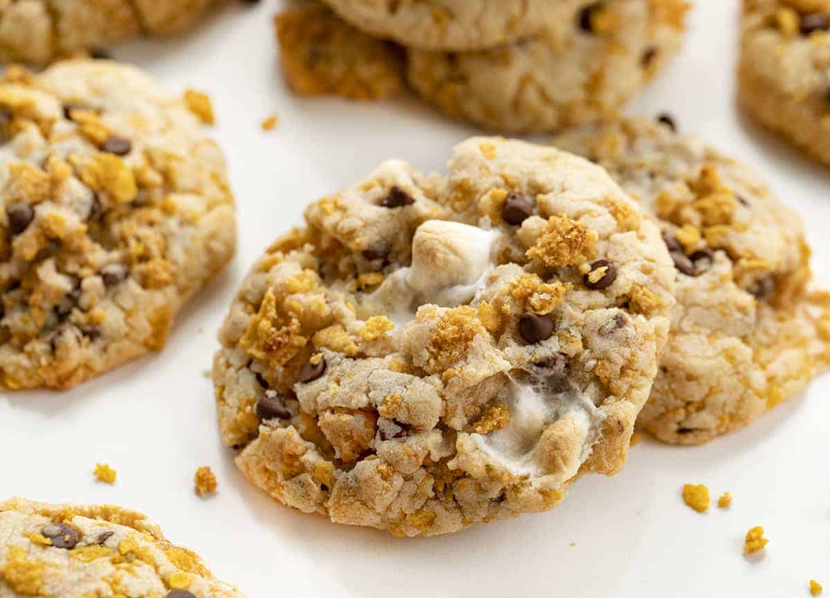 Cornflake Marshmallow Cookies {Milk Bar Copycat}